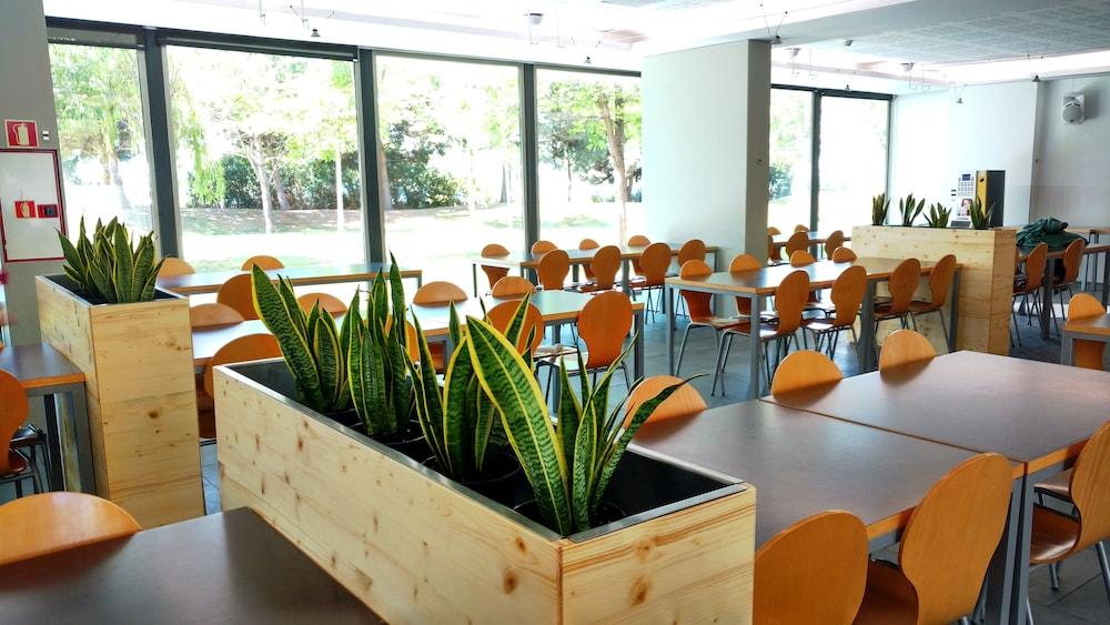 Centre Esplai Albergue Ελ Πρατ ντε Λομπρεγκάτ Εξωτερικό φωτογραφία